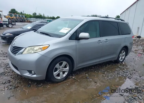2012 Toyota Sienna Le V6 8 Passenger from USA, damaged, VIN 5TDKK3DC5CS228036